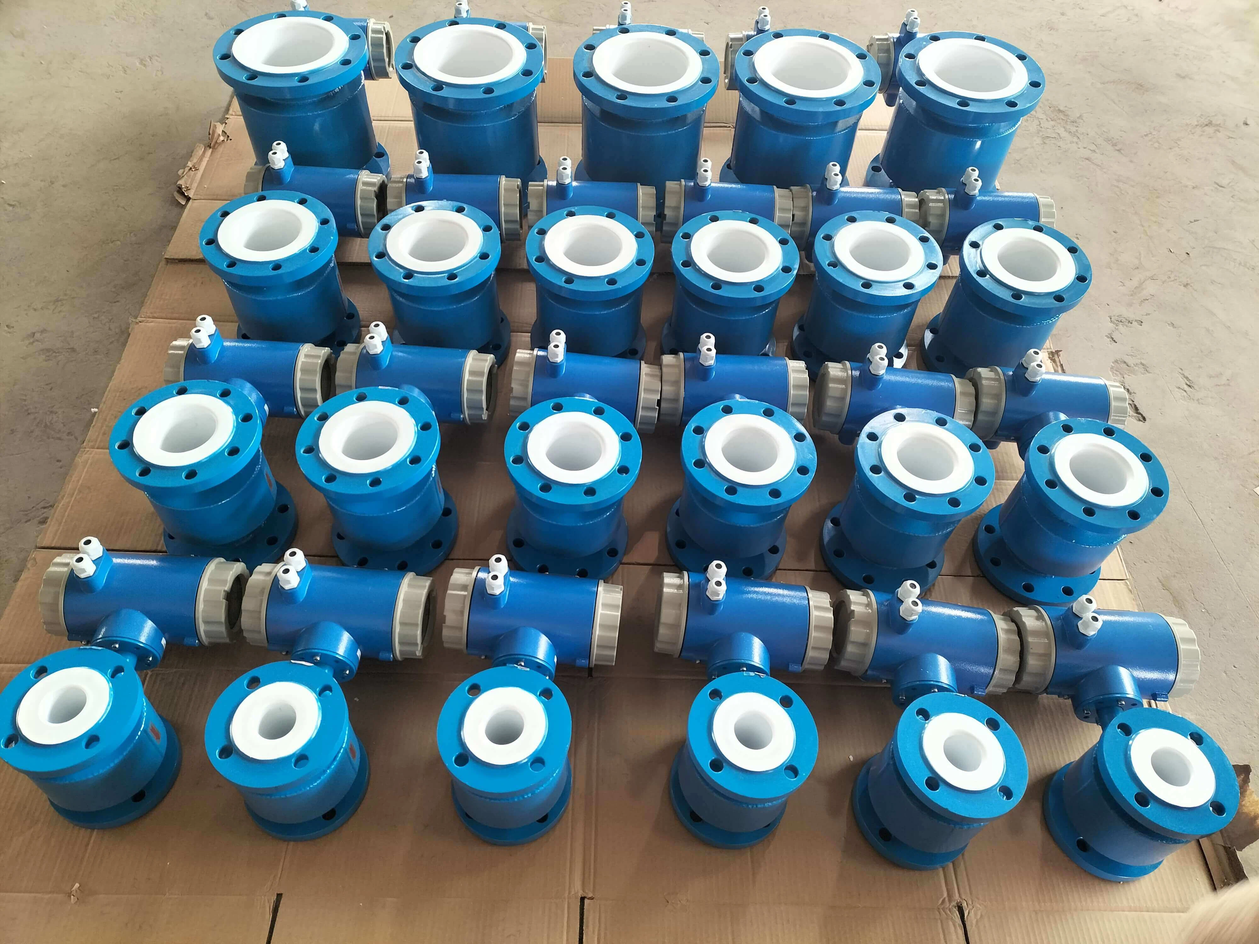 Integrated carbon steel materials electromagnetic flowmeter